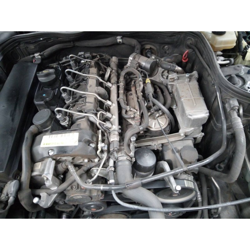 mercedes-benz clase e (w211) berlina del año 2008