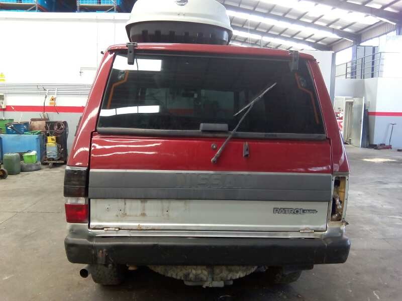 nissan patrol (k/w260) del año 1989