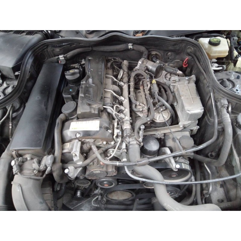 mercedes-benz clase e (w211) berlina del año 2008