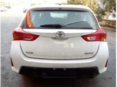 toyota auris del año 2013 2