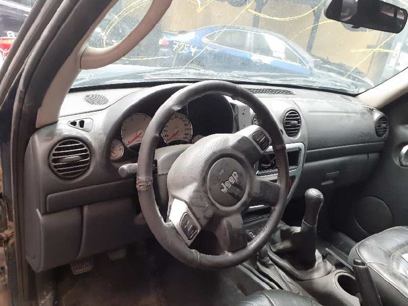 jeep cherokee (kj) del año 2003