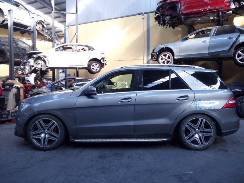 mercedes-benz clase m (w166) del año 2011