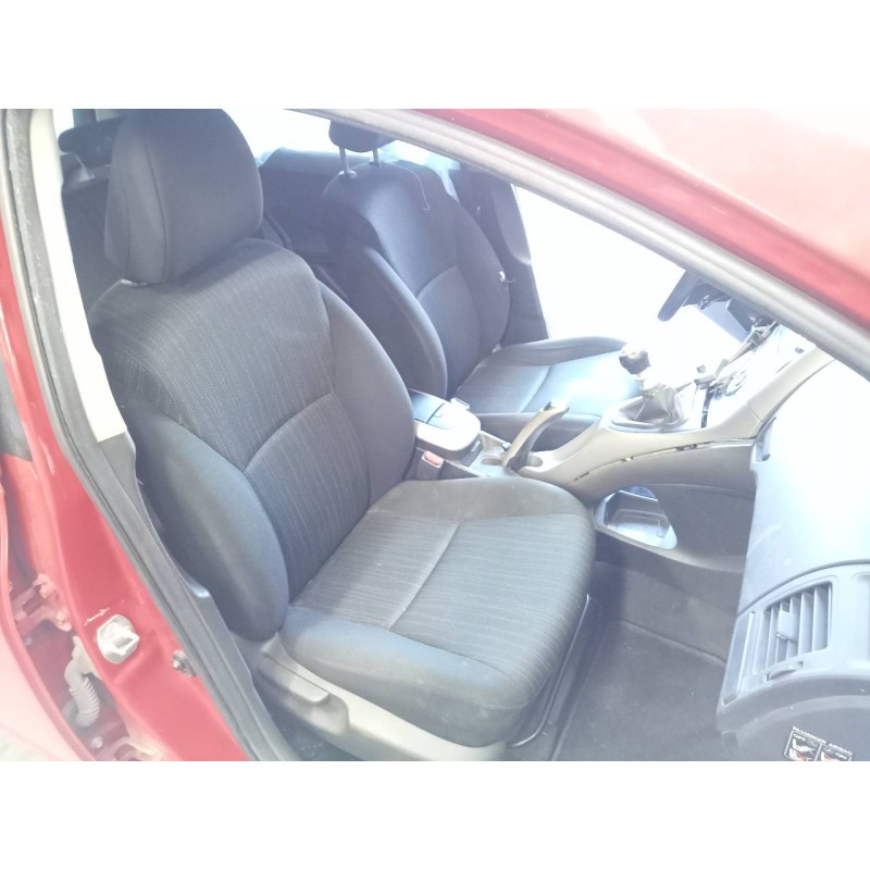 toyota auris del año 2009