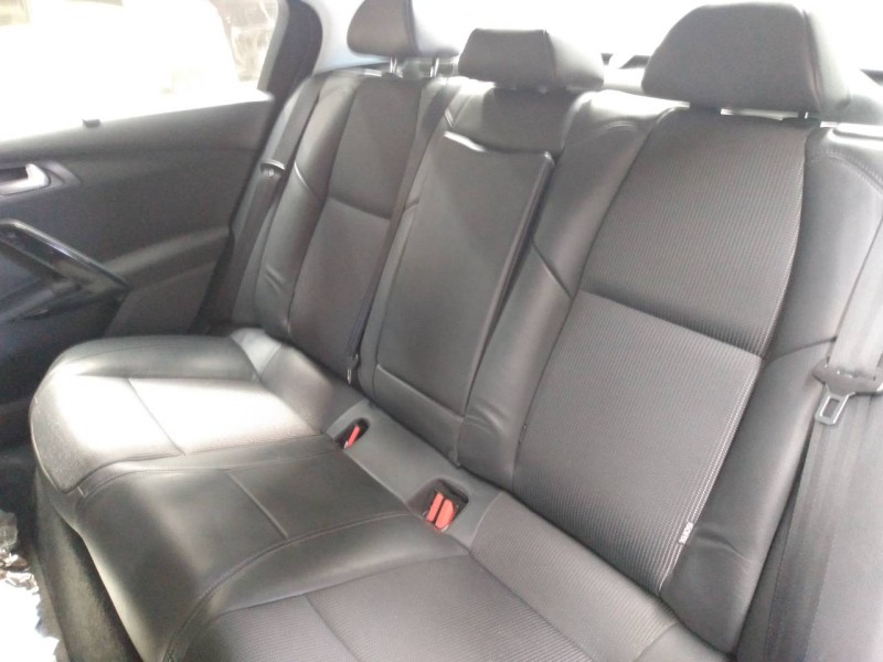 peugeot 508 del año 2013