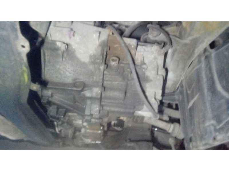 nissan primera berlina (p11) del año 2002