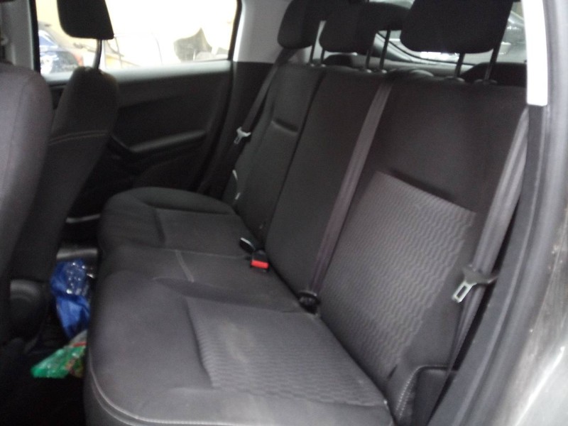 peugeot 208 del año 2018