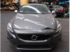 volvo v40 del año 2019 2