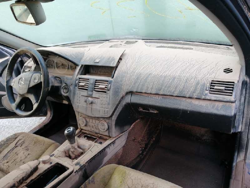 mercedes-benz clase c (w204) berlina del año 2013