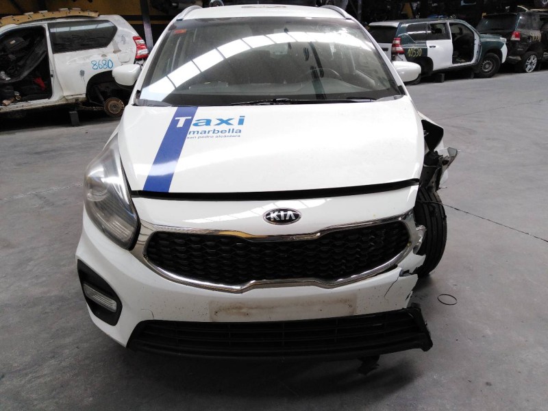 kia carens ( ) del año 2018