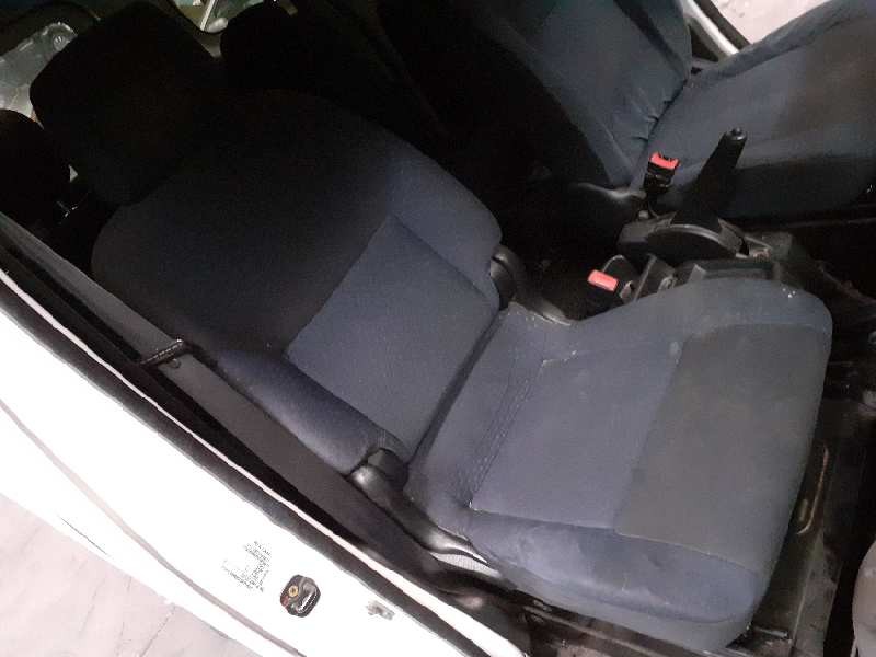 nissan nv 200 (m20) del año 2010