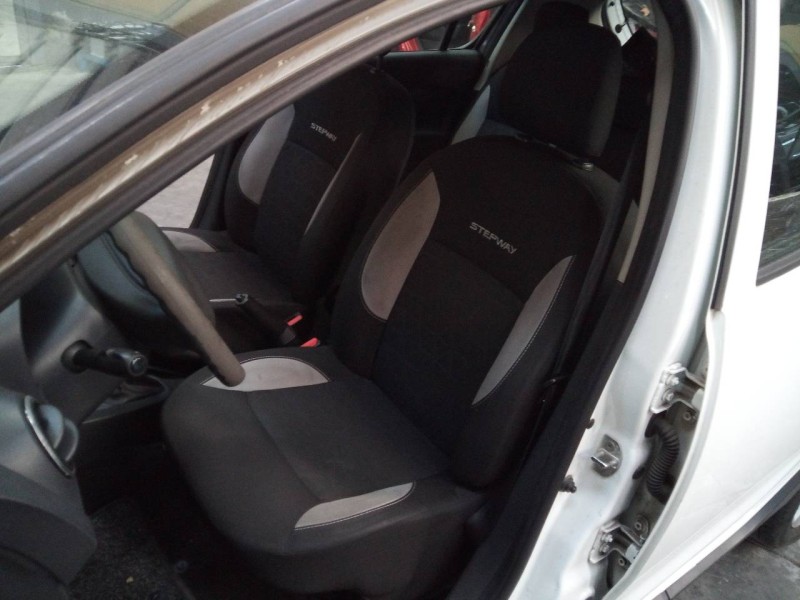 dacia sandero del año 2012