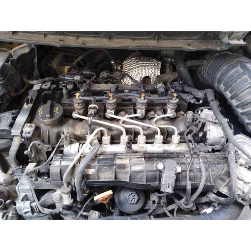 kia carens ( ) del año 2018