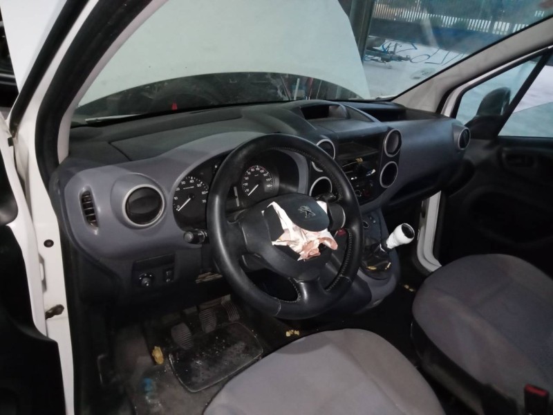 peugeot partner kasten del año 2014