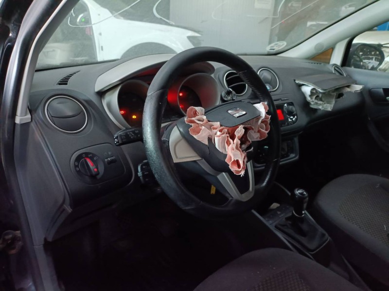 seat ibiza (6j5) del año 2010