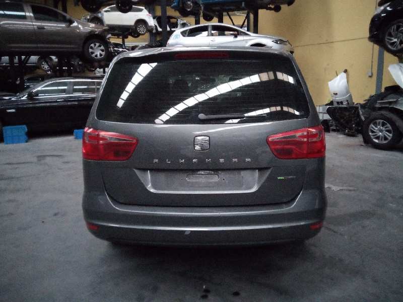 seat alhambra (710) del año 2010
