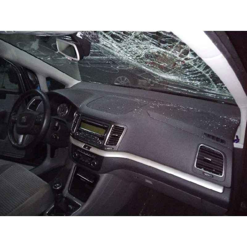 seat alhambra (710) del año 2010