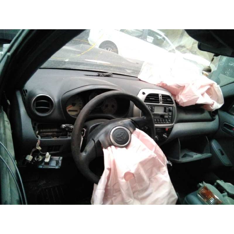 toyota rav 4 (a2) del año 2003