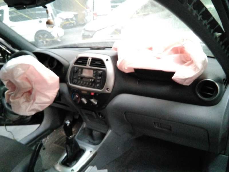 toyota rav 4 (a2) del año 2003