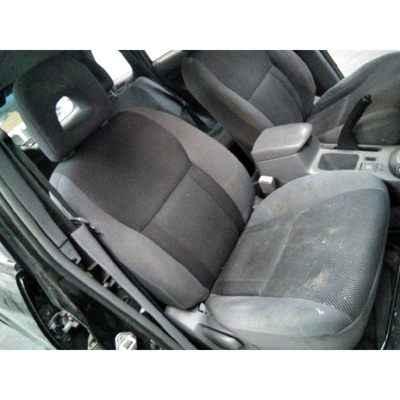 toyota rav 4 (a2) del año 2003