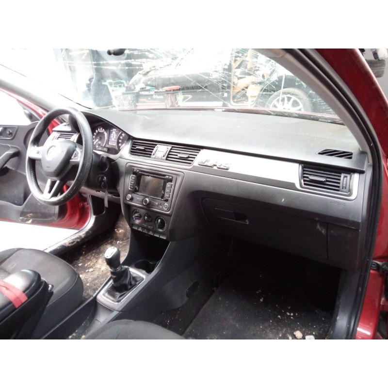 skoda spaceback (5h) del año 2015