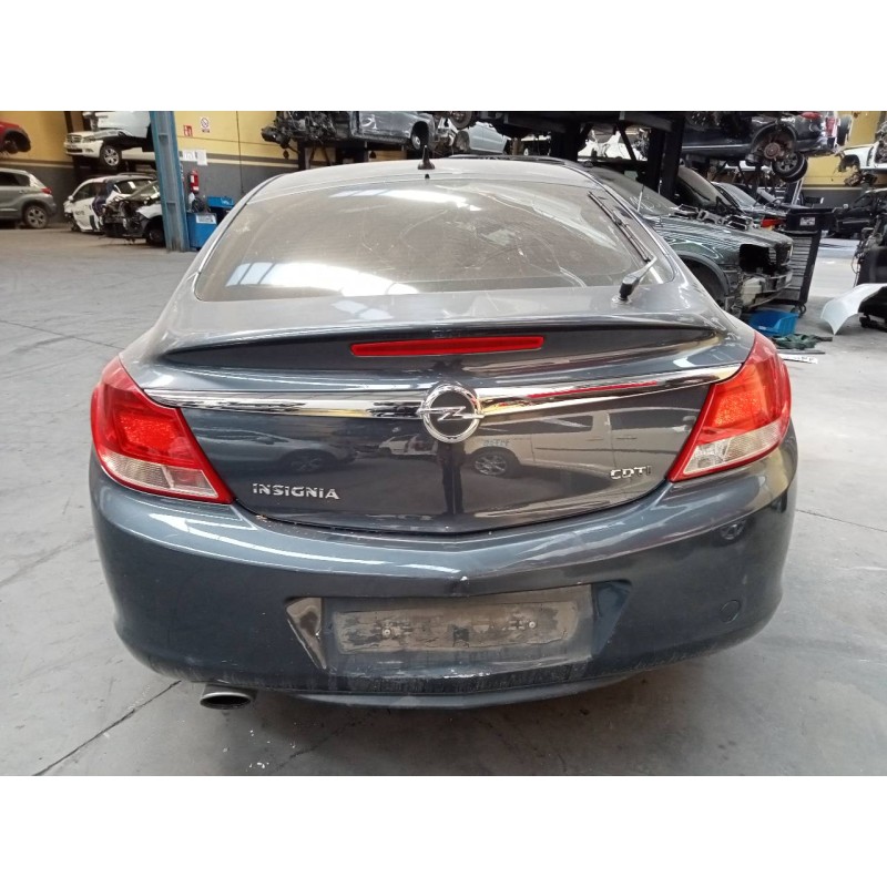 opel insignia berlina del año 2009