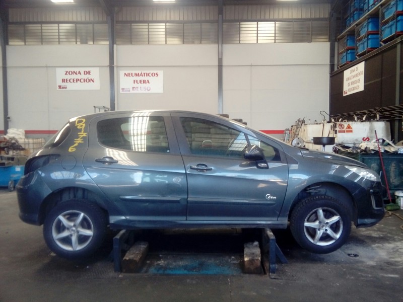 peugeot 308 del año 2010