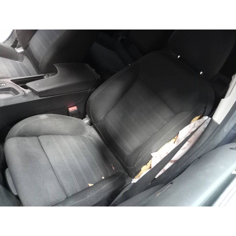 opel insignia berlina del año 2009