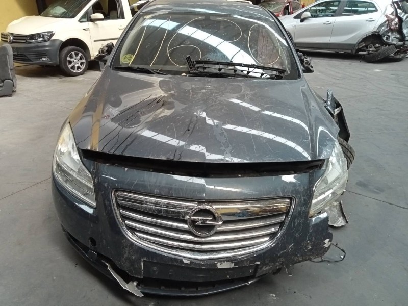 opel insignia berlina del año 2009