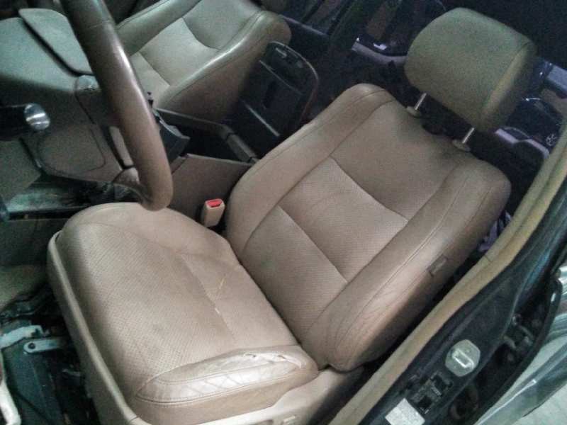 toyota land cruiser (j12) del año 2006