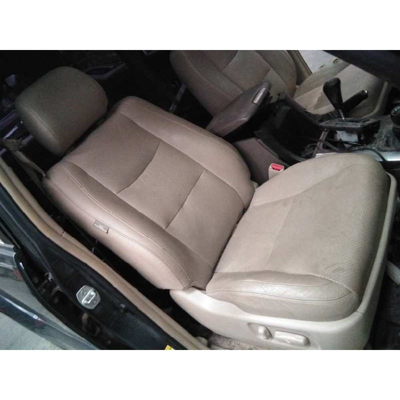 toyota land cruiser (j12) del año 2006