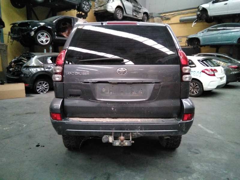 toyota land cruiser (j12) del año 2006