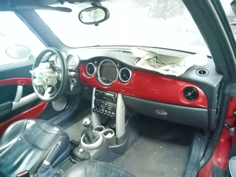 bmw mini cabrio (r52) del año 2004