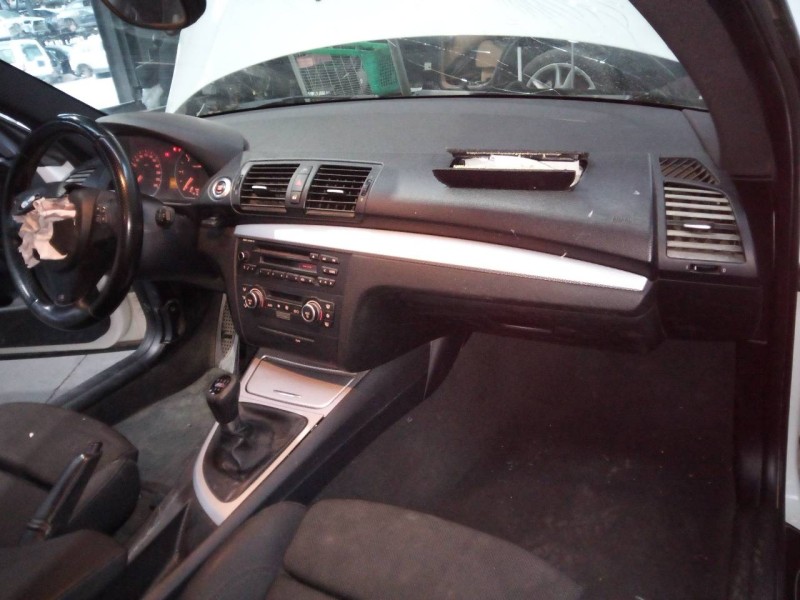 bmw serie 1 berlina (e81/e87) del año 2008