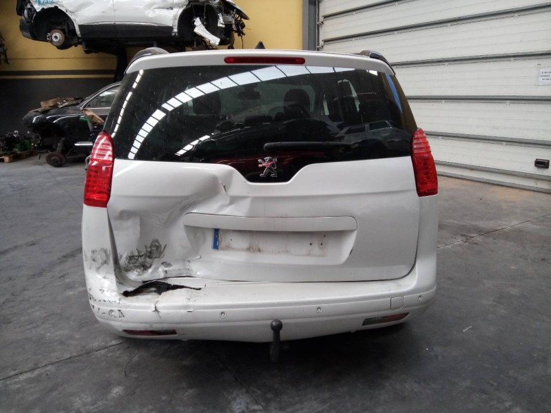 peugeot 5008 del año 2012