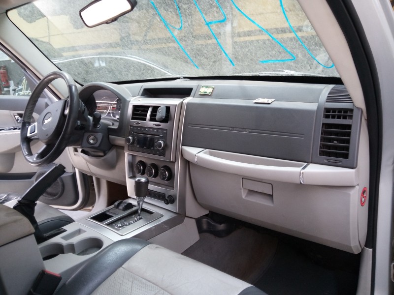 jeep cherokee del año 2008