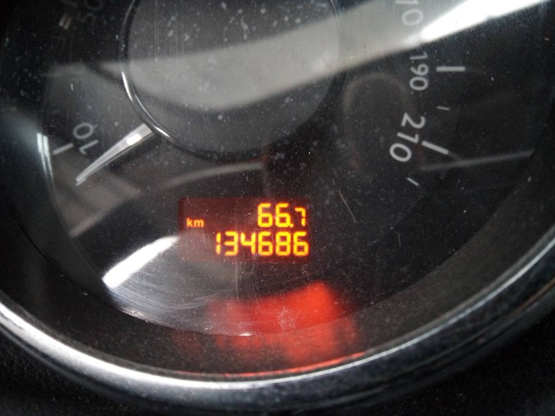 peugeot 5008 del año 2012