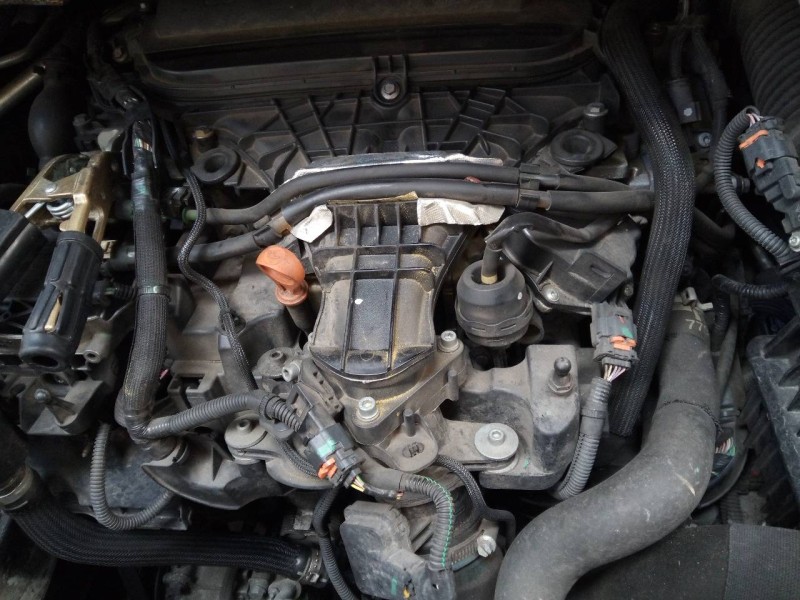 peugeot 5008 del año 2012