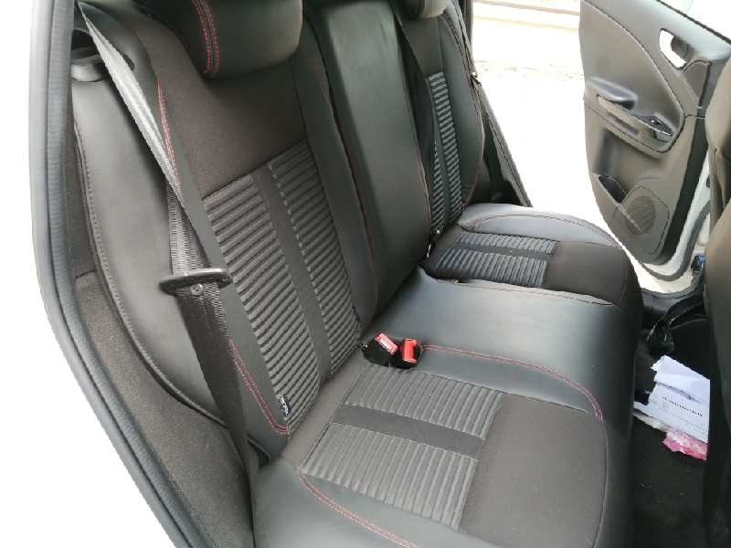 alfa romeo giulietta (191) del año 2012