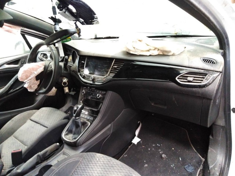 opel astra k lim. 5türig del año 2017