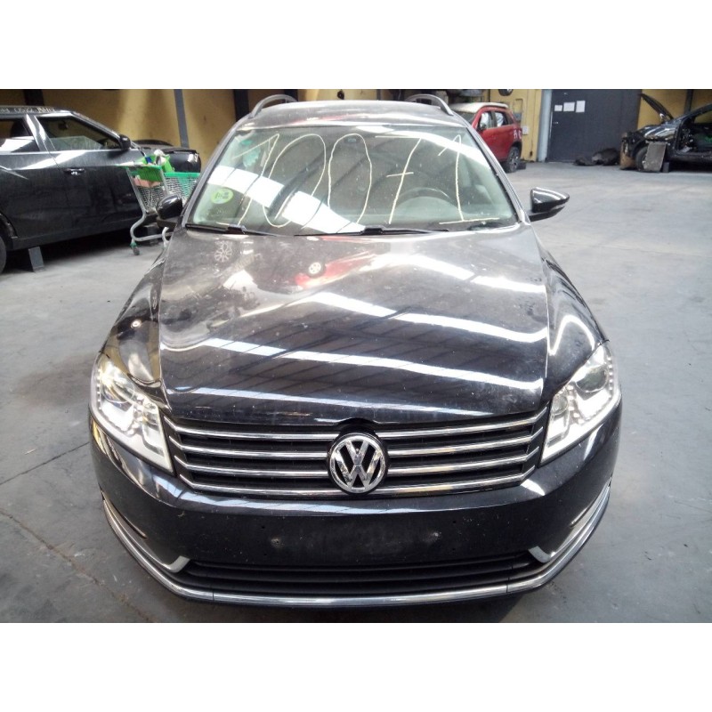 volkswagen passat variant (365) del año 2012