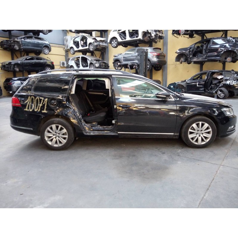 volkswagen passat variant (365) del año 2012