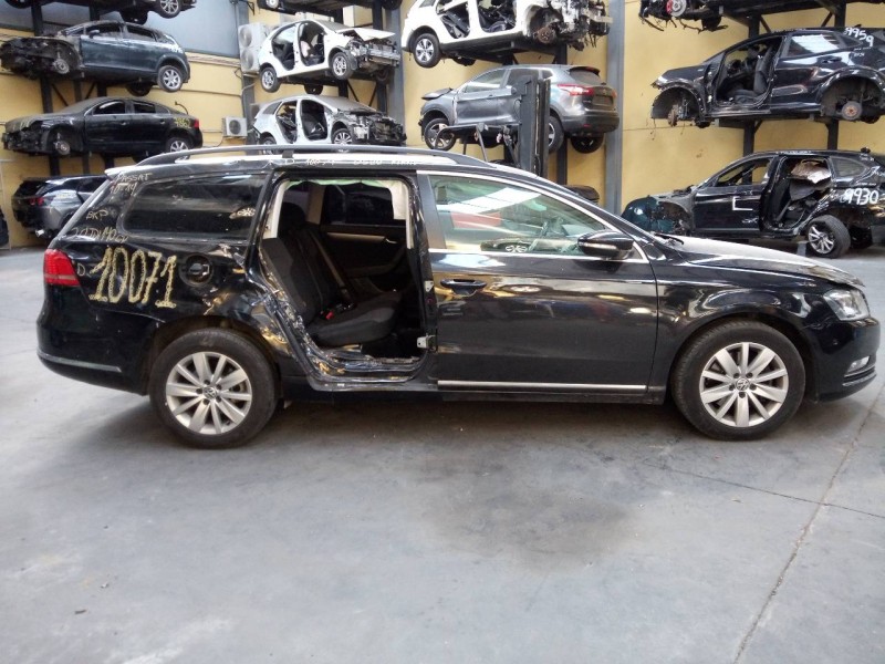 volkswagen passat variant (365) del año 2012