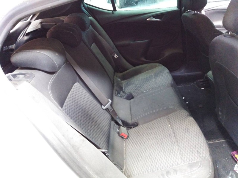 opel astra k lim. 5türig del año 2017