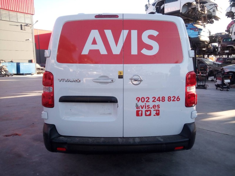 opel vivaro furgón del año 2022