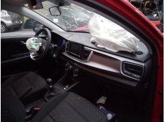 kia rio (yb) del año 2018 2