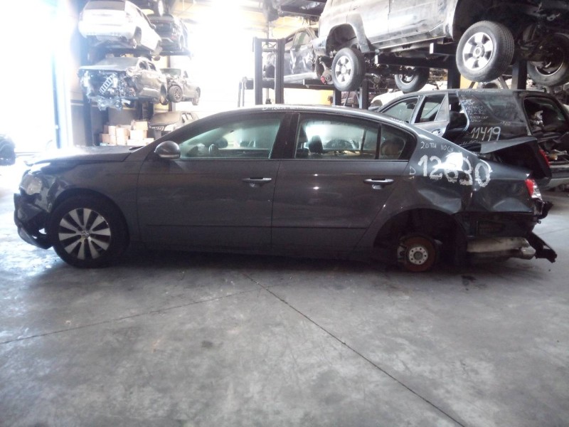 volkswagen passat berlina (3c2) del año 2010
