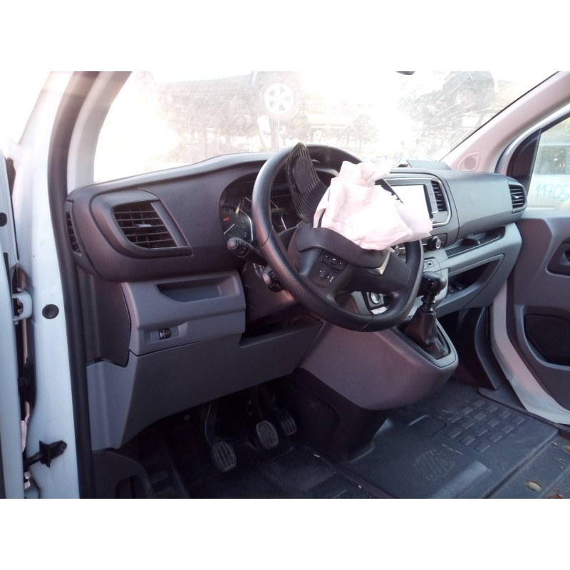 opel vivaro furgón del año 2022