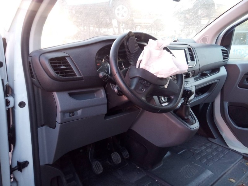 opel vivaro furgón del año 2022