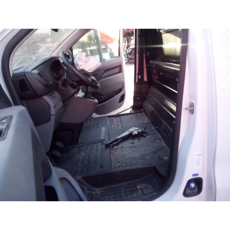 opel vivaro furgón del año 2022