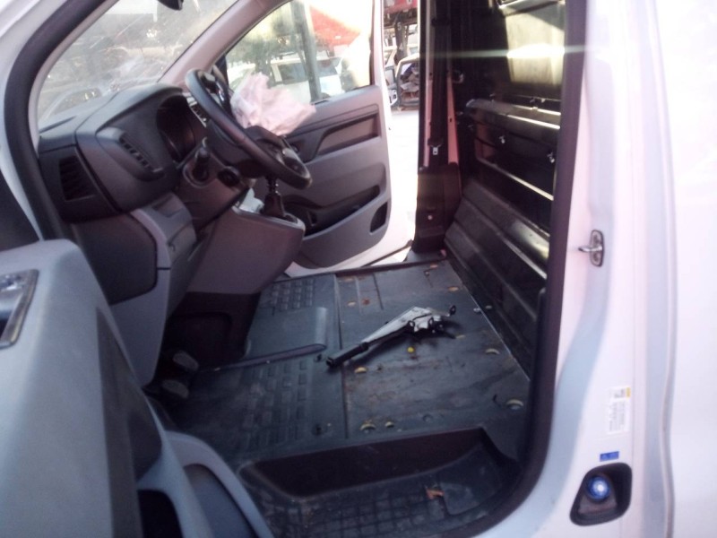 opel vivaro furgón del año 2022